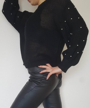 /products/svetr-black-pearl/