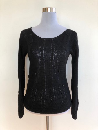 /products/cerny-svetrik/