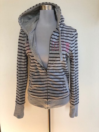 /products/mikina-retro-jeans/